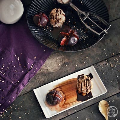 ZIEGENKÄSEEIS mit Feige und Balsamico 9 image 1 6 1 | Nachdem wir schon zwei spannende Eis-Workshops besuchen durften und Dank der neuen Eismaschine sowieso im Eisfieber sind, wurde es Zeit, mal wieder ein etwas untypisches Eis beziehungsweise Eisdessert zuzubereiten.