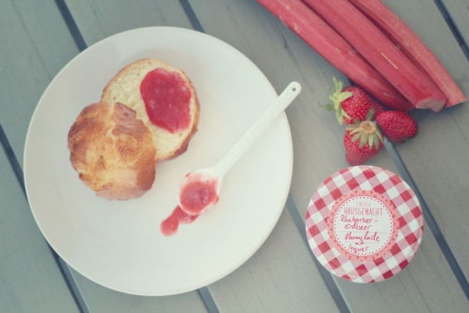 Rhabarber-Erdbeer Marmelade mit Ingwer