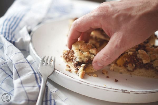 Tarta de hoja 2 image 3 9 8 5 | Wir wünschen euch allen einen ruhigen Karfreitag mit euren Familien und Freunden und hoffen, wir können euch trotz der Leckereien, die ihr vermutlich über die kommenden Feiertage bei euch zu Hause auftischen werdet oder aufgetischt bekommt, noch eine schnelle und tolle Möglichkeit für einen Kuchen zum Kaffee vorstellen.