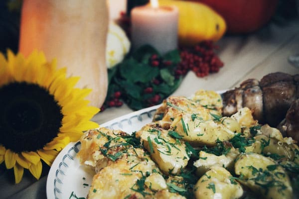 Kaninchenrücken mit Pfifferlingen 3 image 5 0 | Es ist mal wieder soweit ... und ihr habt es bestimmt schon bei Theres und Benni von Gernekochen mitbekommen, dass wir uns wieder einmal mit den beiden zu einem kulinarischen Tag getroffen haben. Diesmal stand alles unter dem Thema "Herbst".