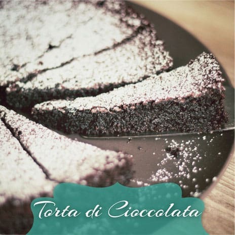Rezept für einen saftig, schokoladigen Kuchen. Ohne Butter und Mehl, dafür mit Mandeln und Olivenöl. Den müsst Ihr testen. #olivenöl #backen #rezepte #schokokuchen