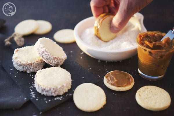 Alfajores 4 image 6 8 3 9 | Wir haben euch noch gar nicht davon berichtet, dass „unsere“ Cousine Anke und ihr Mann Pierre seit Anfang Januar auf Weltreise unterwegs sind. Sie haben (einfach) ihre Jobs stillgelegt, ihre Wohnung gekündigt und sich ihren Traum wahr gemacht, für ein ganzes Jahr lang durch die Kontinente zu reisen.