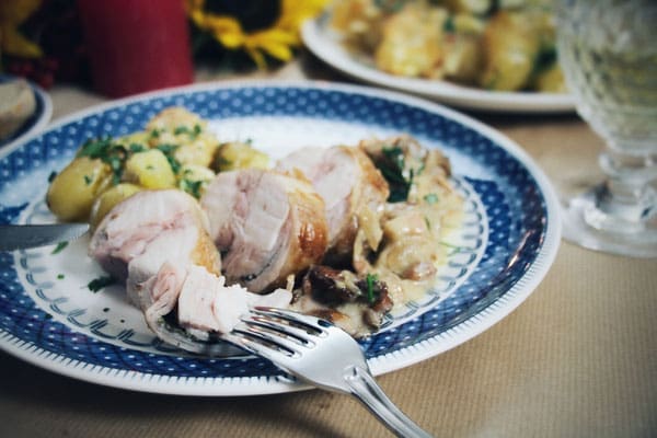 Kaninchenrücken mit Pfifferlingen 5 image 8 7 4 | Es ist mal wieder soweit ... und ihr habt es bestimmt schon bei Theres und Benni von Gernekochen mitbekommen, dass wir uns wieder einmal mit den beiden zu einem kulinarischen Tag getroffen haben. Diesmal stand alles unter dem Thema "Herbst".