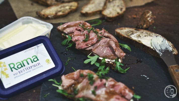 Roastbeefstulle mit Walnuss-Karottenbrot 4 image 9 0 2 | (enthält Werbung)