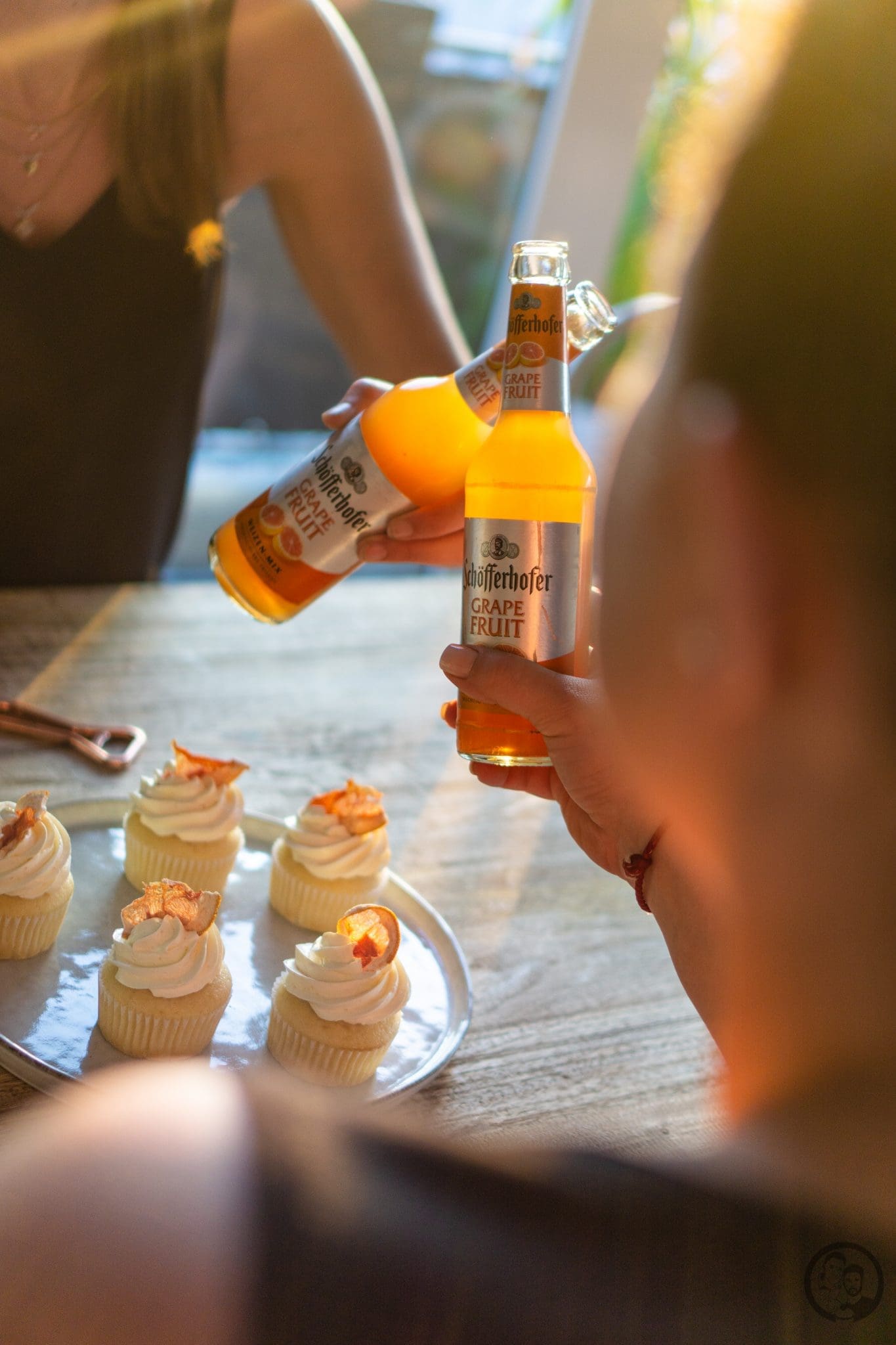 Grapefruit Cupcakes 3 Anstoßen