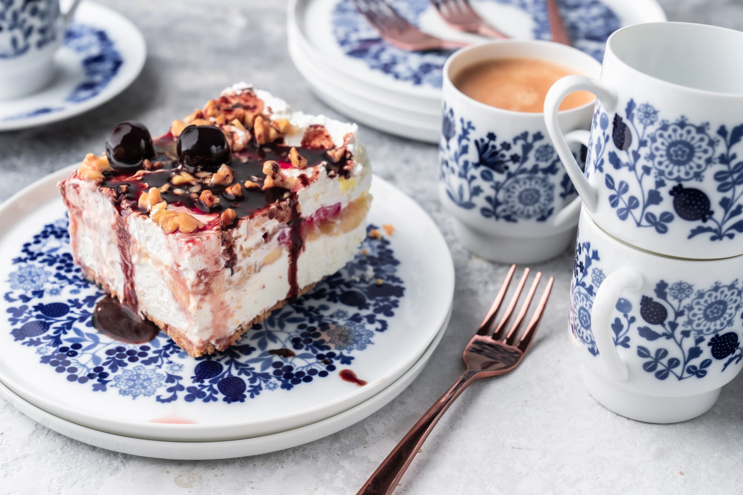 No Bake Banana Split Dessert | Unser bestes Sommer-Dessert 2 No Bake Banana Split Dessert | Unser bestes Sommer-Dessert