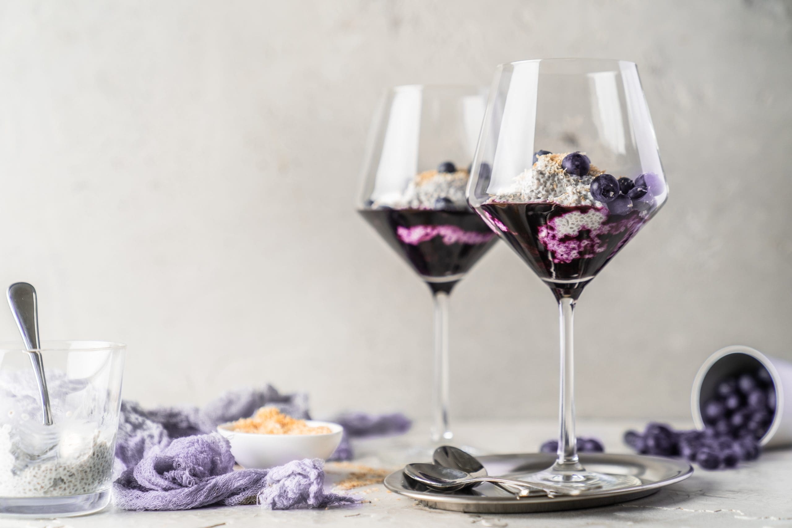 Kokos-Chia-Pudding mit Blaubeeren | Eine perfekte Kombination aus Superfood und Design 23 Kokos-Chia-Pudding mit Blaubeeren | Eine perfekte Kombination aus Superfood und Design
