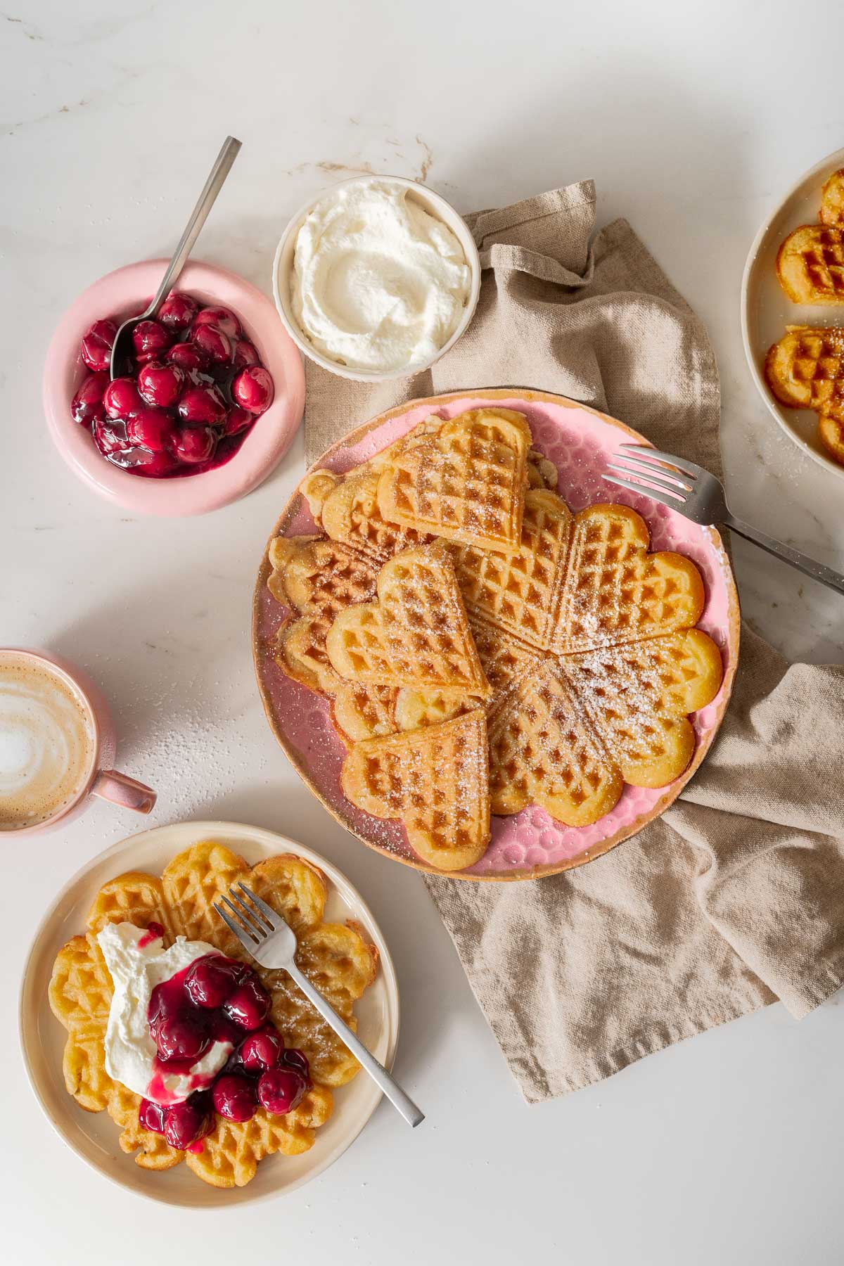 Oma Lores weiche Waffeln | Unser Klassiker für saftige Herzwaffeln 9 Oma Lores weiche Waffeln | Unser Klassiker für saftige Herzwaffeln
